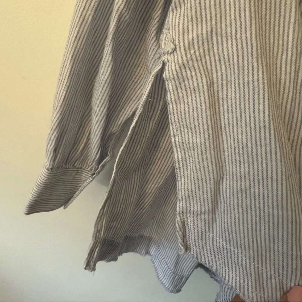 ⭐️ We The Free Blue Striped Button-Up Shirt - Picture 7 of 8